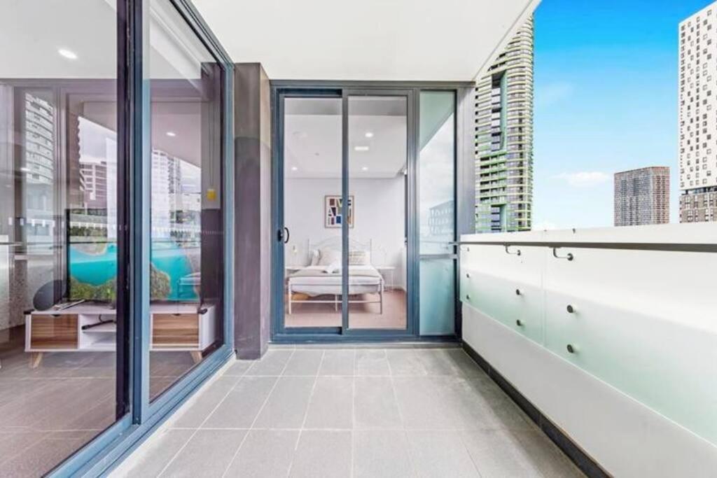 Four Bedroom Apartment With Facilities In Olympic Park Sydney Exterior photo